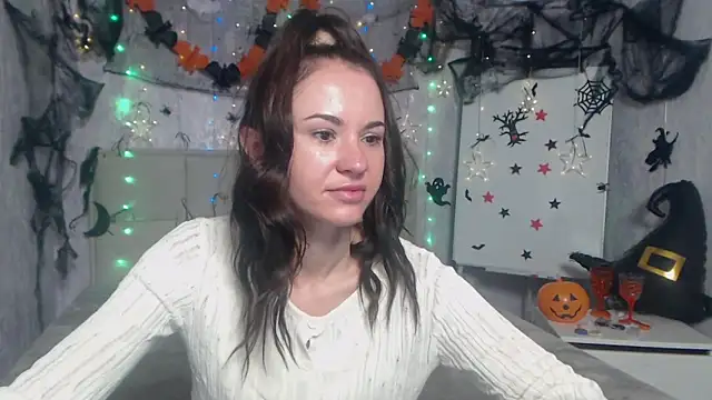 KaraCriegs online show from October 23, 2025, 5:23 pm