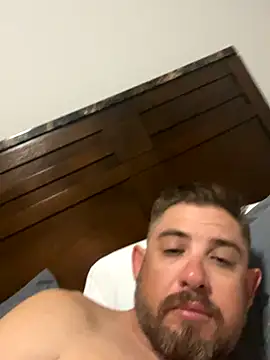 Snapshot of caliguy37 chatting on October 30, 2025, 4:36 am caliguy37 online show from October 30, 2025, 4:36 am