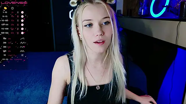 ShhhO O online show from February 11, 2025, 10:26 am