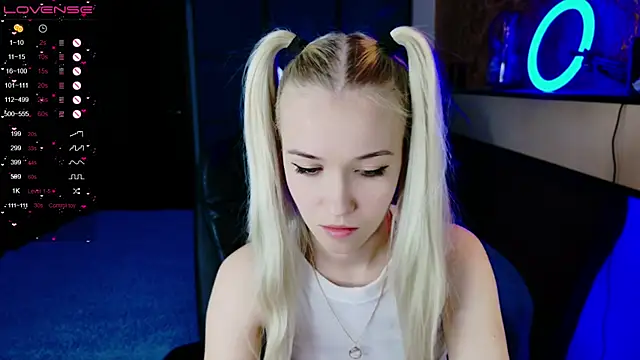 ShhhO O online show from February 14, 2025, 6:12 am