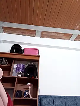 Iris love18 online show from October 28, 2025, 11:36 am