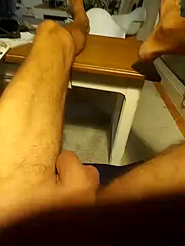 Fred bo online show from October 23, 2025, 4:01 am