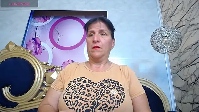 Snapshot of karito_mature17 chatting on December 3, 2024, 11:22 am karito mature17 online show from December 3, 2024, 11:22 am