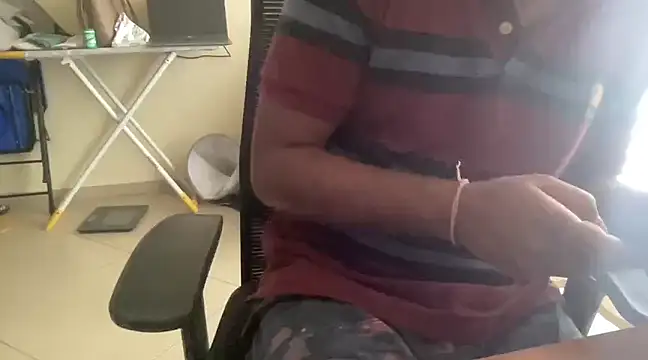 dhruv-sluppy online show from March 10, 2025, 5:33 am