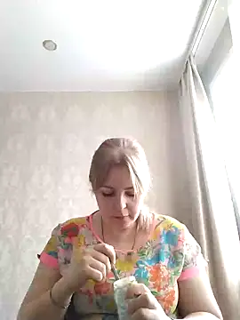 Lady nice cat online show from February 17, 2025, 4:20 am