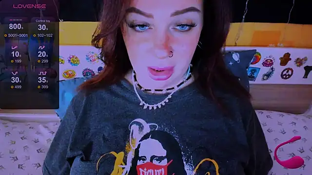 EllieOz online show from February 24, 2025, 1:21 pm