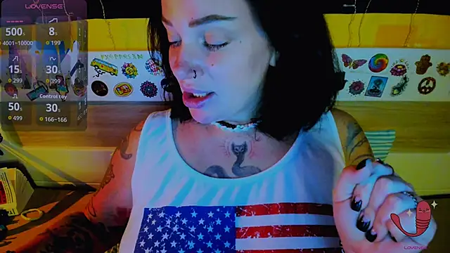 EllieOz online show from November 21, 2025, 8:40 pm