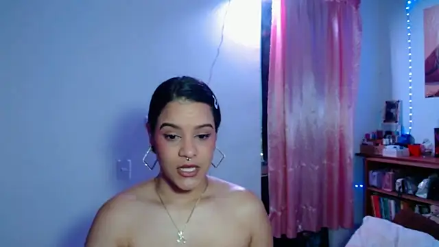 JossieGrey online show from December 18, 2025, 10:43 am