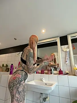 Stella-Kink online show from March 15, 2026, 9:59 am