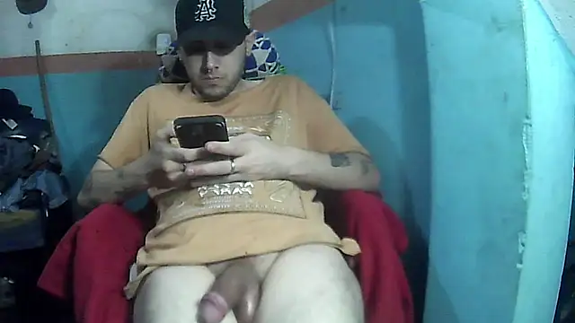 Snapshot of JoelCrza chatting on January 17, 2025, 2:28 pm JoelCrza online show from January 17, 2025, 2:28 pm