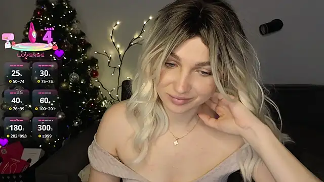 Snapshot of Yoda21 chatting on December 17, 2025, 1:50 pm Yoda21 online show from December 17, 2025, 1:50 pm