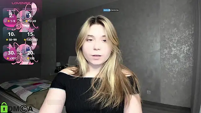 Snapshot of SweetMonicka chatting on December 5, 2024, 5:50 pm SweetMonicka online show from December 5, 2024, 5:50 pm