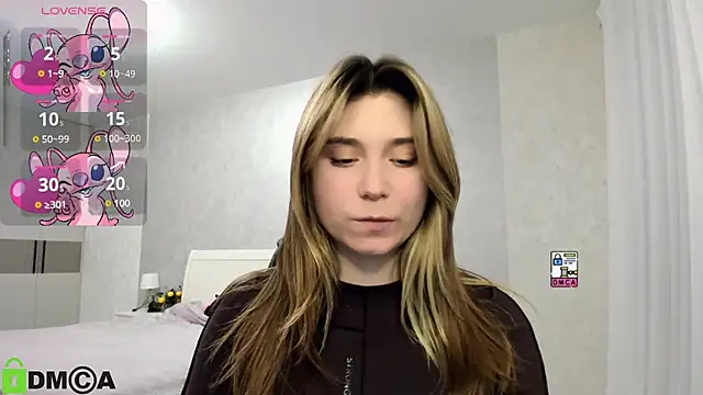 Snapshot of SweetMonicka chatting on December 19, 2024, 5:08 pm SweetMonicka online show from December 19, 2024, 5:08 pm