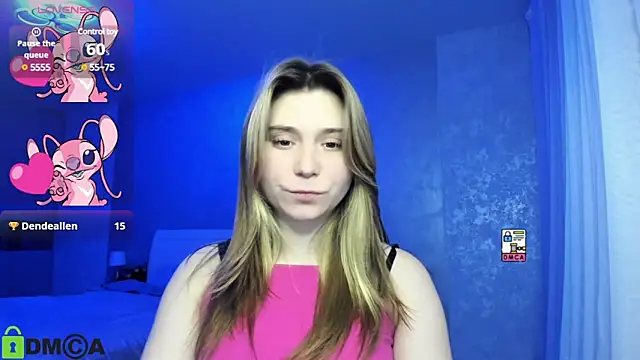 Snapshot of SweetMonicka chatting on December 22, 2024, 6:15 pm SweetMonicka online show from December 22, 2024, 6:15 pm