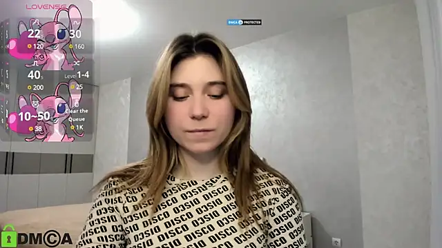 Snapshot of SweetMonicka chatting on January 2, 2025, 4:56 pm SweetMonicka online show from January 2, 2025, 4:56 pm