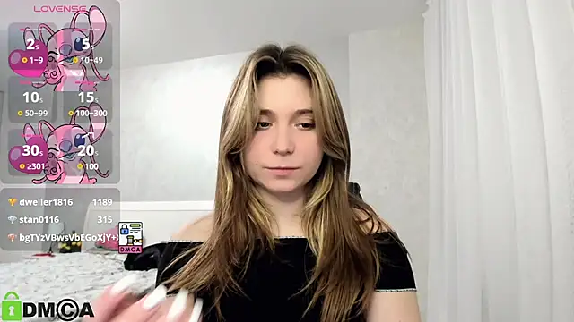 Snapshot of SweetMonicka chatting on January 12, 2025, 5:44 pm SweetMonicka online show from January 12, 2025, 5:44 pm