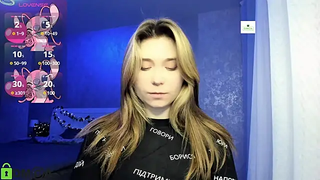 Snapshot of SweetMonicka chatting on January 23, 2025, 3:11 pm SweetMonicka online show from January 23, 2025, 3:11 pm