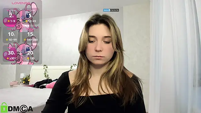 Snapshot of SweetMonicka chatting on February 19, 2025, 3:38 pm SweetMonicka online show from February 19, 2025, 3:38 pm