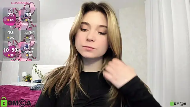 Snapshot of SweetMonicka chatting on February 26, 2025, 5:39 pm SweetMonicka online show from February 26, 2025, 5:39 pm