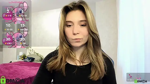 Snapshot of SweetMonicka chatting on March 9, 2025, 3:49 pm SweetMonicka online show from March 9, 2025, 3:49 pm