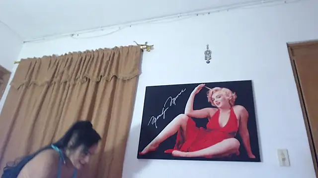 seleneh online show from January 2, 2025, 8:35 pm