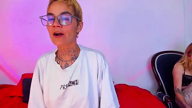 anaroman01 online show from December 11, 2024, 11:54 pm