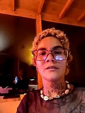 anaroman01 online show from March 21, 2025, 12:51 am