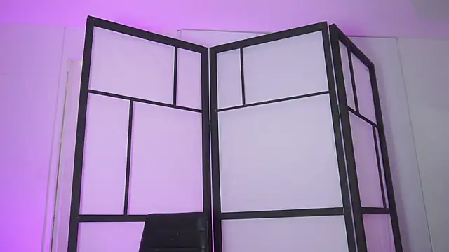 Snapshot of roselinedior chatting on February 28, 2026, 3:02 pm roselinedior online show from February 28, 2026, 3:02 pm