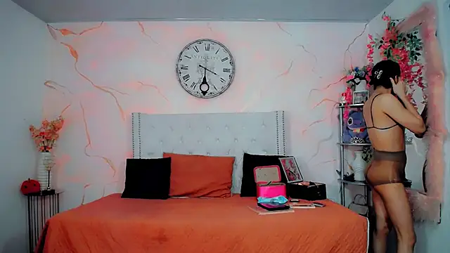 maria camilacms online show from December 1, 2025, 6:24 pm