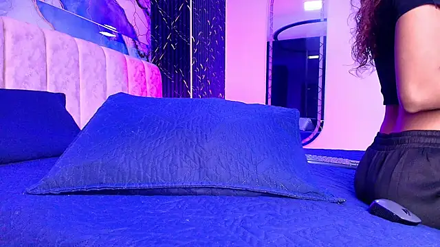 Snapshot of arl_chloee chatting on July 2, 2026, 3:06 am arl chloee online show from July 2, 2026, 3:06 am