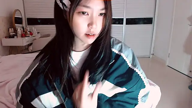 Snapshot of -Lucky_Girl chatting on January 15, 2026, 1:54 am -Lucky Girl online show from January 15, 2026, 1:54 am