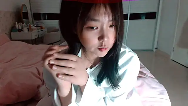 -Lucky Girl online show from March 2, 2026, 12:23 pm