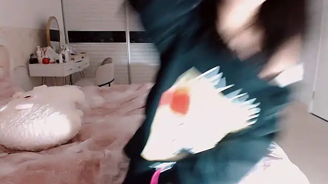 -Lucky Girl online show from March 17, 2026, 2:05 am