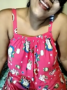 Snapshot of Quite_Malsha chatting on November 6, 2025, 2:07 pm Quite Malsha online show from November 6, 2025, 2:07 pm