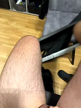 Snapshot of donhuan14 chatting on November 17, 2025, 10:10 am donhuan14 online show from November 17, 2025, 10:10 am