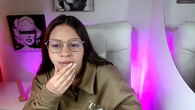 SamanthaRoldaan online show from February 17, 2026, 3:08 pm