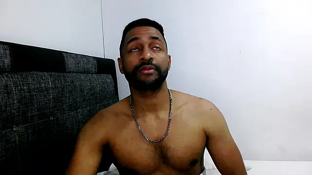 bbcblackhot34 online show from March 1, 2025, 1:00 am