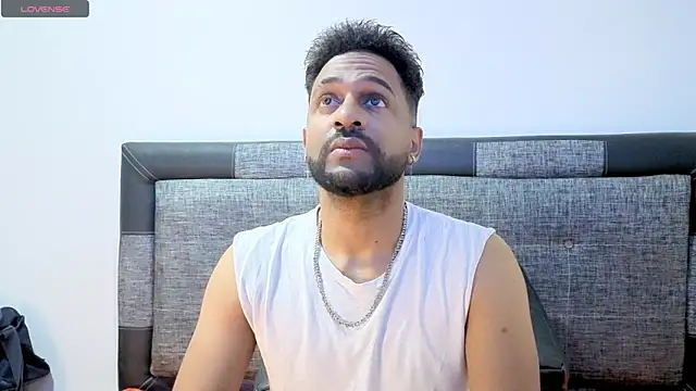 bbcblackhot34 online show from October 3, 2025, 3:03 am