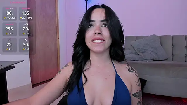 zoe6x online show from September 12, 2025, 2:06 pm