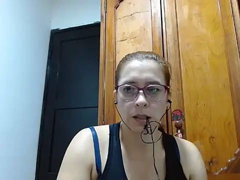 Snapshot of mademonsexy chatting on June 6, 2026, 10:14 pm mademonsexy online show from June 6, 2026, 10:14 pm
