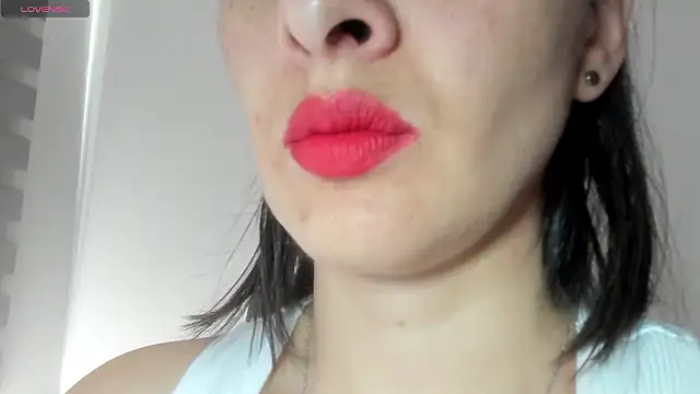 Snapshot of queen_fetish chatting on February 3, 2026, 1:38 pm queen fetish online show from February 3, 2026, 1:38 pm