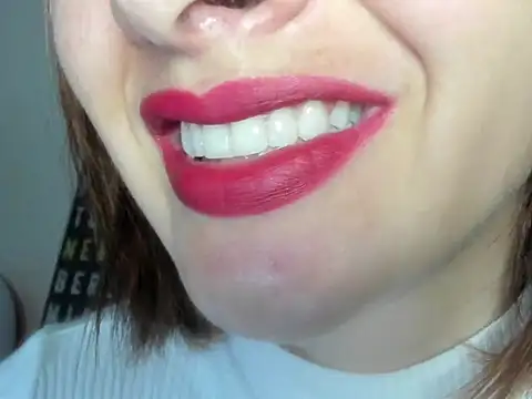 Snapshot of queen_fetish chatting on February 19, 2026, 10:22 am queen fetish online show from February 19, 2026, 10:22 am