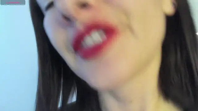Snapshot of queen_fetish chatting on May 31, 2026, 8:10 pm queen fetish online show from May 31, 2026, 8:10 pm