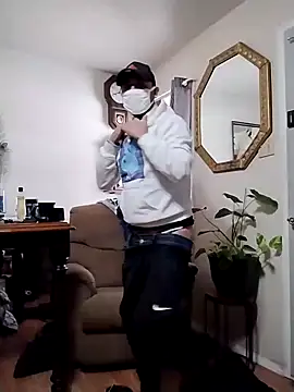 Snapshot of prettyboi6992 chatting on February 10, 2025, 4:47 pm prettyboi6992 online show from February 10, 2025, 4:47 pm