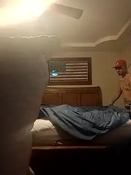 Snapshot of prettyboi6992 chatting on February 5, 2026, 10:14 pm prettyboi6992 online show from February 5, 2026, 10:14 pm