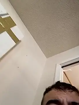 Snapshot of prettyboi6992 chatting on February 11, 2026, 5:51 pm prettyboi6992 online show from February 11, 2026, 5:51 pm