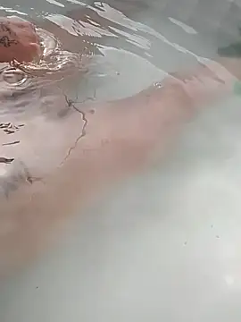 Snapshot of prettyboi6992 chatting on February 24, 2026, 4:27 pm prettyboi6992 online show from February 24, 2026, 4:27 pm