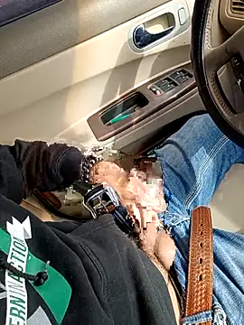 prettyboi6992 online show from March 15, 2026, 10:05 pm