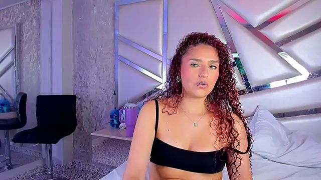 Miia002 online show from December 2, 2025, 3:12 am