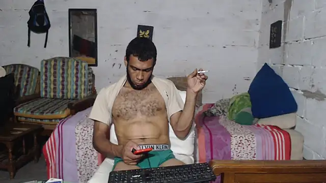 erik alexander online show from December 20, 2025, 11:56 pm